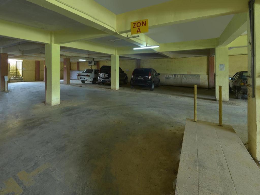 Oyo 44123 Hotel Al-Saif Kuala Kerai Dış mekan fotoğraf